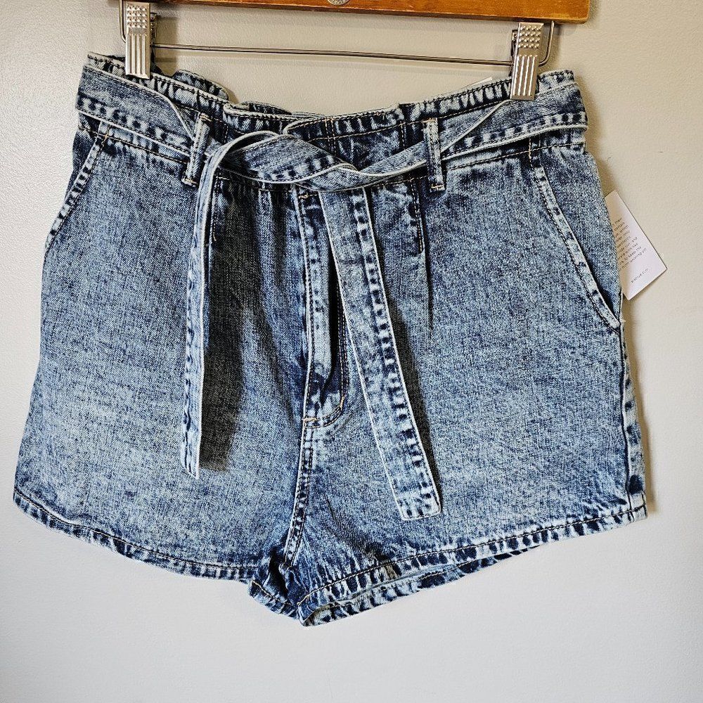 NWT STS BLUE MILA PAPER BAG SHORT 13' HIGH RISE SIZE 29